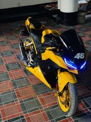 YAMAHA R15 V3